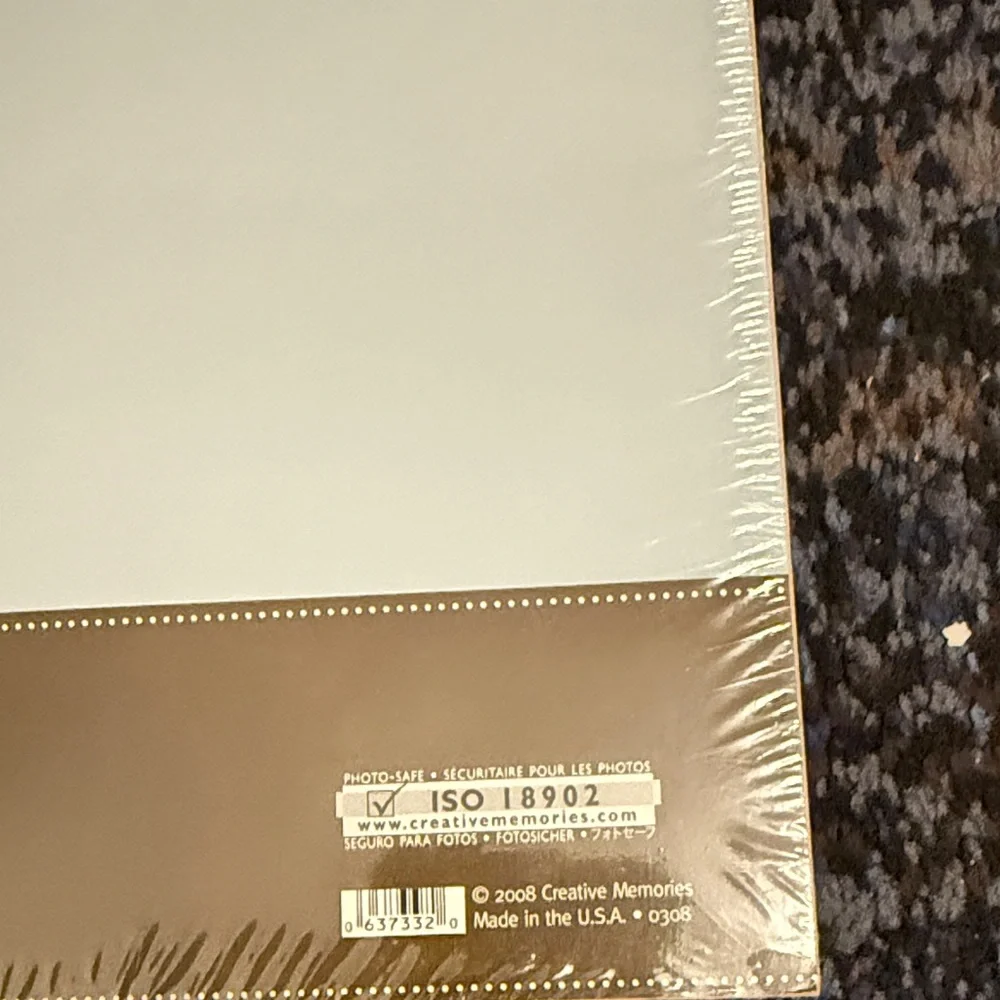 Creative Memories Gray Album with Blue Star - Picture 9 of 9